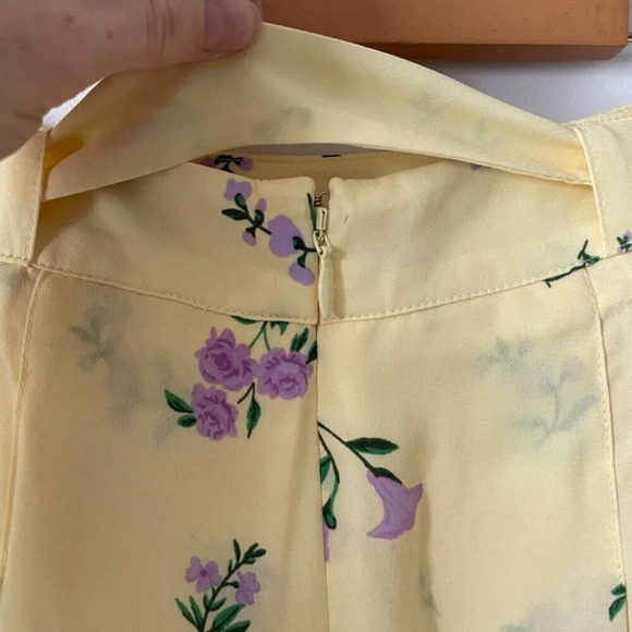 Aritzia Sunday Best Westley Pleated Short  Pastel Yellow/Orchid Size 8 - Picture 8 of 11